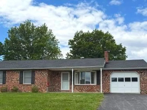 9206 Cool Hollow Ter, Hagerstown, MD 21740