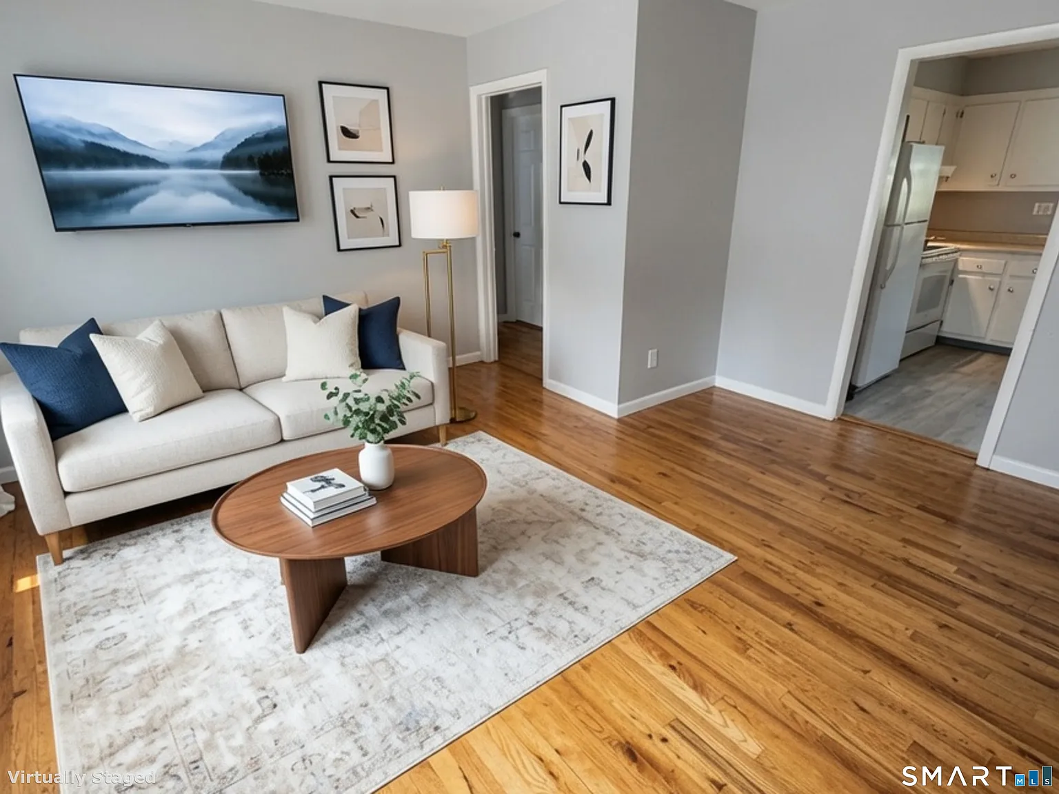 2 bed, 1.0 bath, 3536 sqft, $1,900 — Photo 1