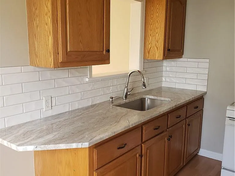 30 W George Ave — Photo 3