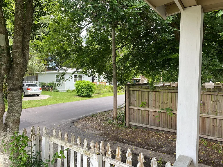3618 Drexel St — Photo 16