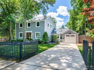 1718 Harding Rd, Ann Arbor, MI 48104