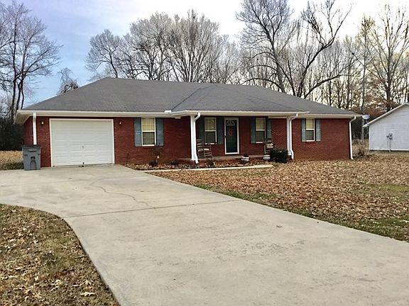 2nd image of 101 Oakview Dr