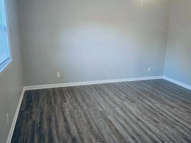 8168 Friendship Ledford Rd — Photo 5