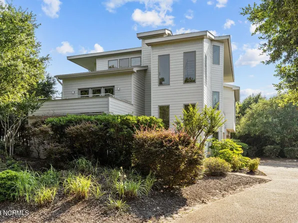 103 Egret Lake Drive, Pine Knoll Shores, NC 28512