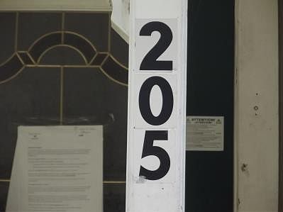 5th image of 205 E Illinois St
