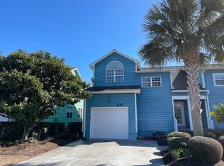 614 Sloop Pointe Ln, Kure Beach, NC 28449