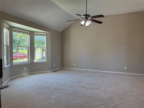 5th image of 2411 Shenandoah Dr