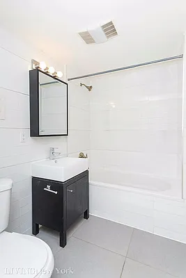 Rented by Living New York | media 56