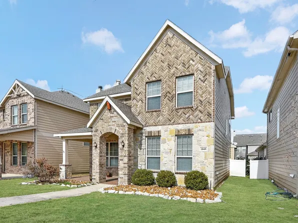 1049 Marietta Ln, Aubrey, TX 76227