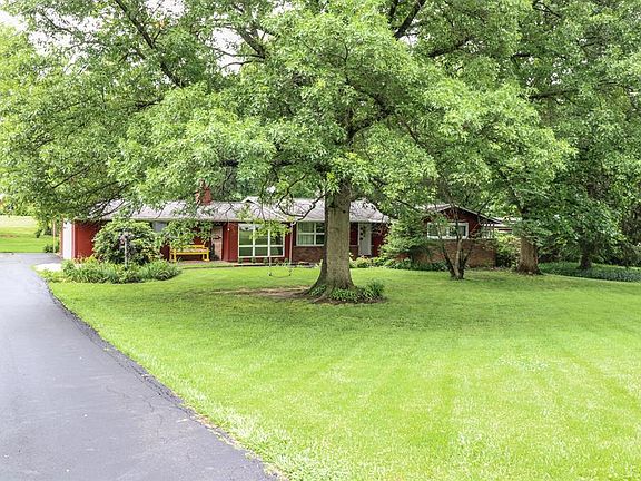 2nd image of 8721 Woodview Dr