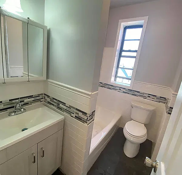 2121 85th St #2B — Photo 4