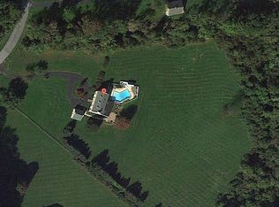 56 Macleod Pond Rd, Glenmoore, PA 19343