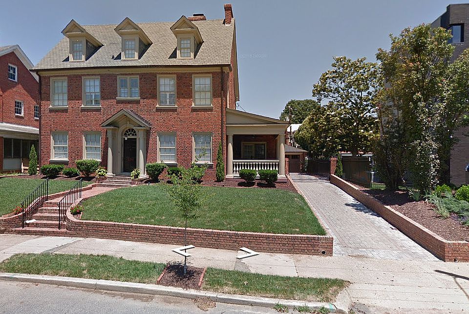 2nd image of 2218 Lakeview Ave
