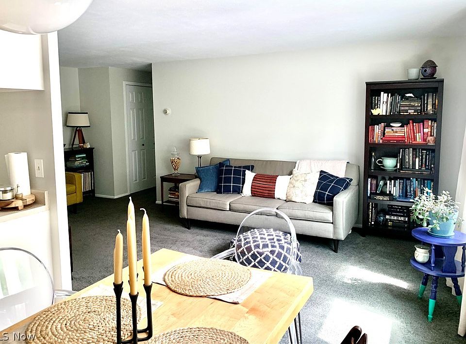 6000 Nob Hill Dr Chagrin Falls OH Zillow