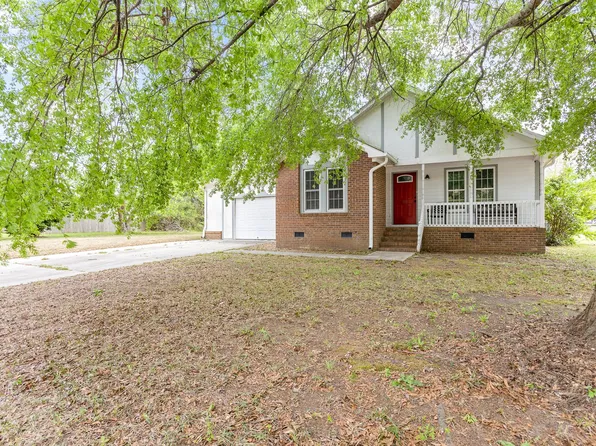 103 Balsam Rd, Jacksonville, NC 28546
