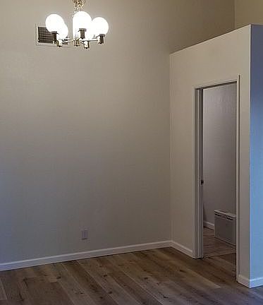 3rd image of 729 Mei Dr