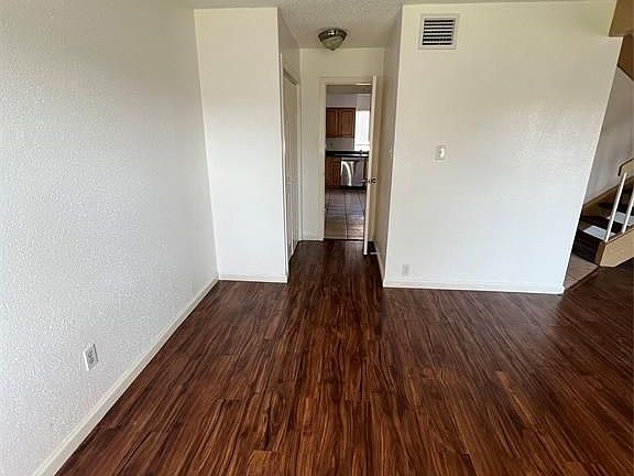 5th image of 10327 Huntington Place Dr #327