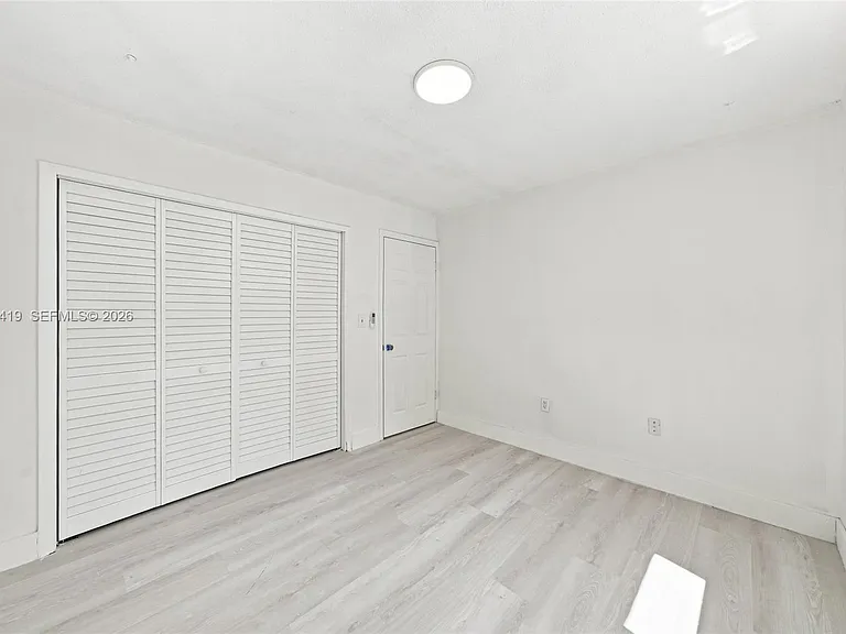 635 SW 7th Ct #4 — Photo 24