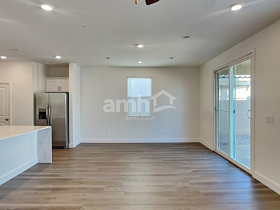 5th image of 6428 Marthas Vineyard Ave