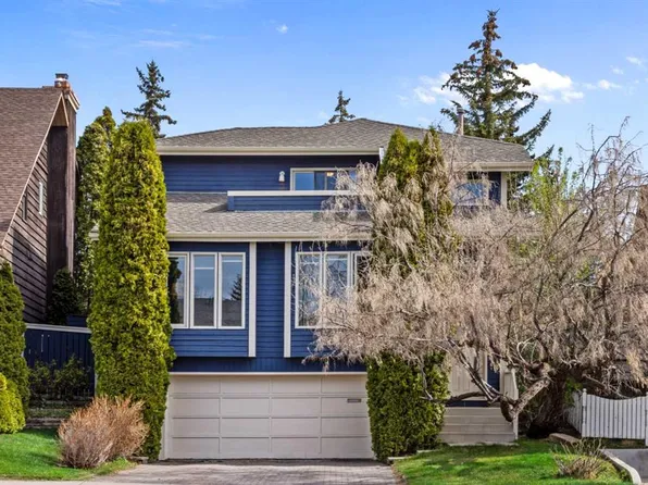 28 S Ranchridge Way NW, Calgary, AB T3G 1Z9