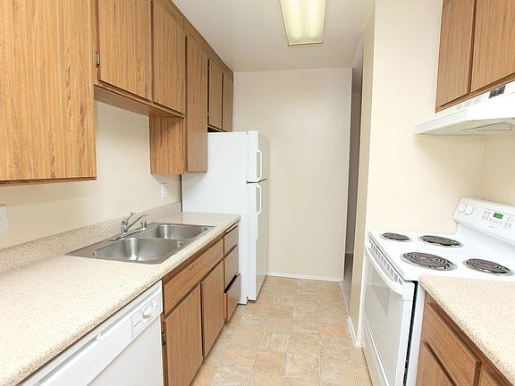 3rd image of 5455 Repecho Dr APT H205