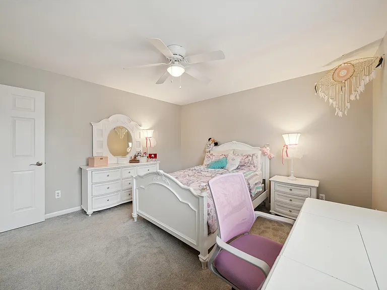 4976 Saddle Brook Ct — Photo 43