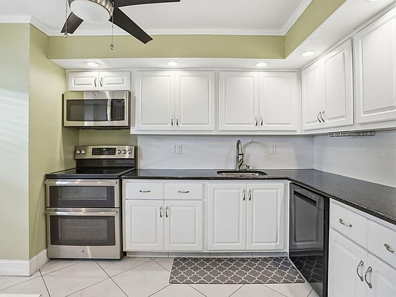 3rd image of 1629 Riverview Road #117