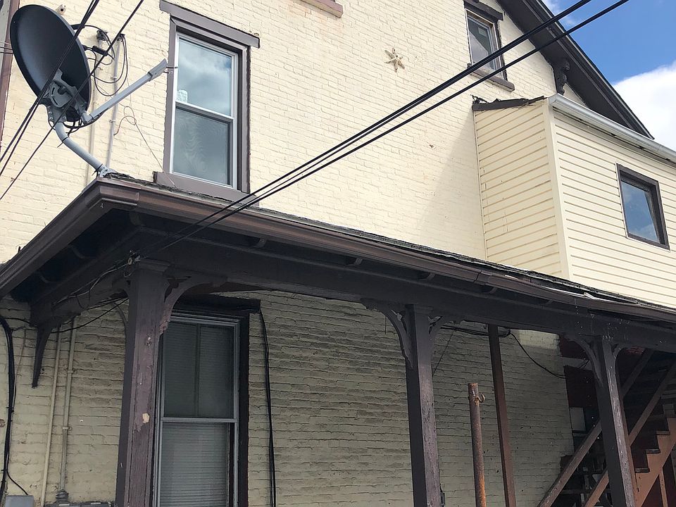 2nd image of 1130 Brandywine St