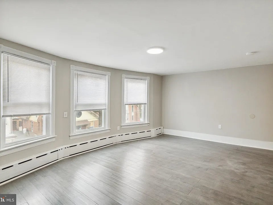 312 Pine St #3