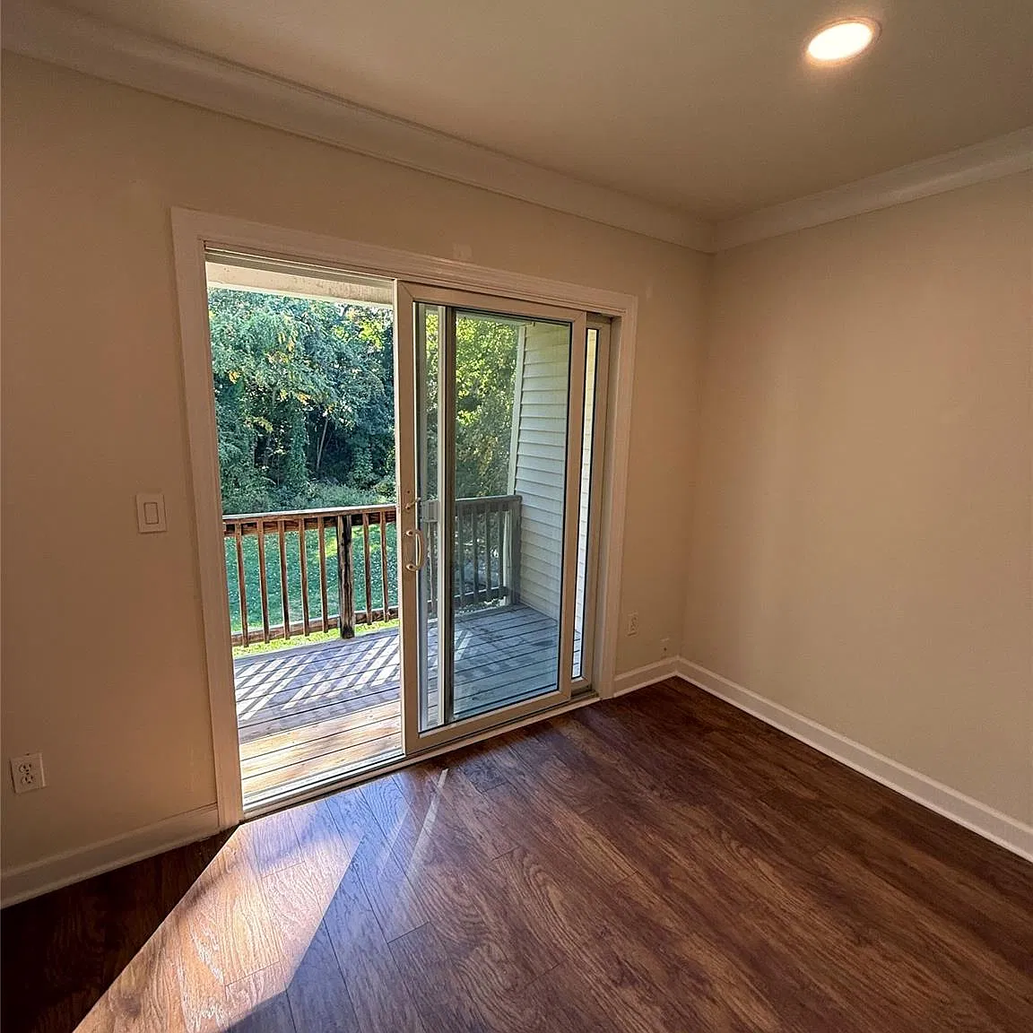 2 bed, 858 sqft, $2,700 — Photo 2