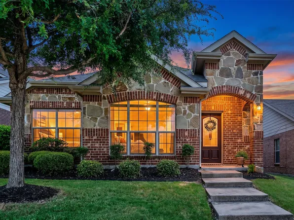 8932 Wild Rose Ln, Aubrey, TX 76227