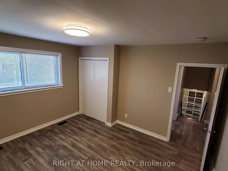 169 Yorkview Dr #1 — Photo 23