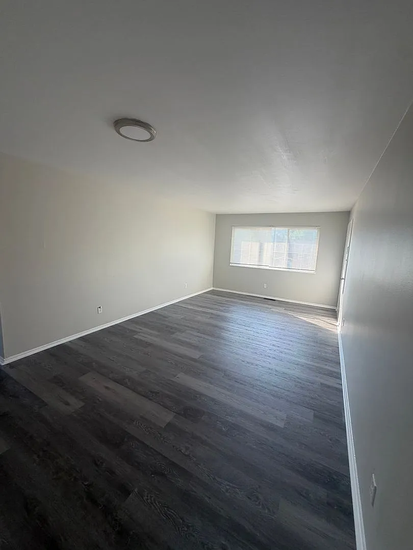 1715 S Fifth St — Photo 3