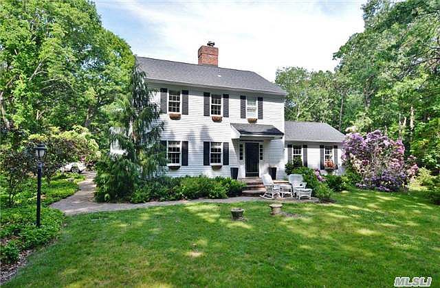 1st image of 10 Shortwood Ln