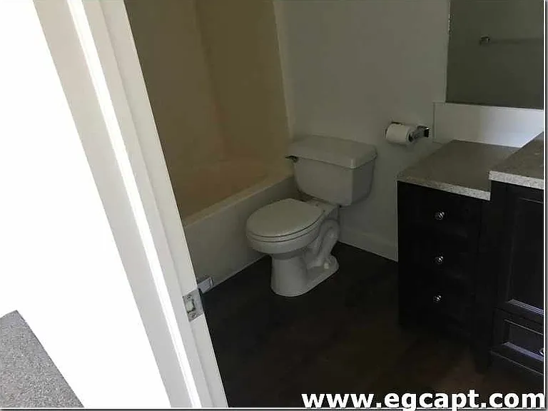 1243 N 400 E #2 — Photo 37