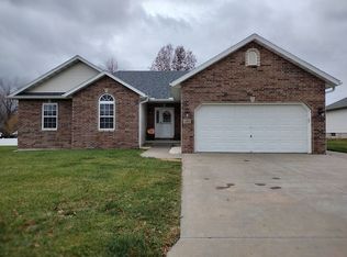3265 Sandstone St, Sedalia, MO 65301