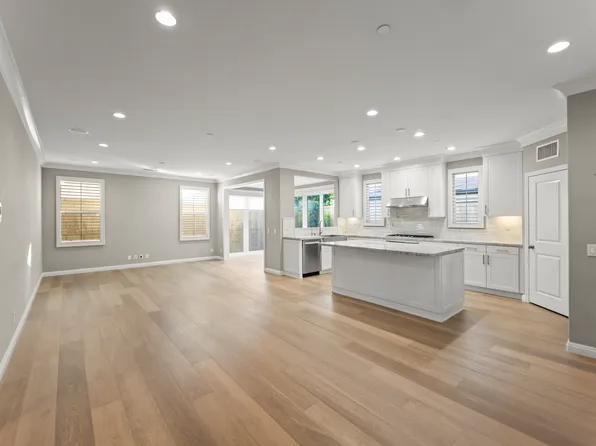 66 Scented Violet, Irvine, CA 92620