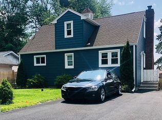 84 Brady Rd, Lake Hopatcong, NJ 07849