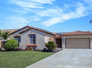 445 Lexington Pl, Hanford, CA 93230