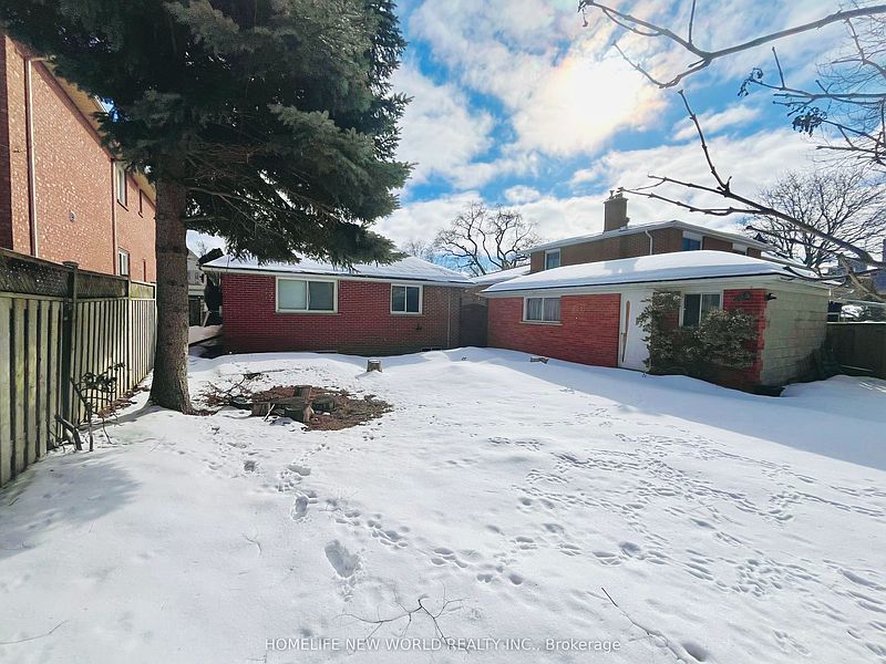 Toronto House for rent - 3 Bedrooms — photo 24