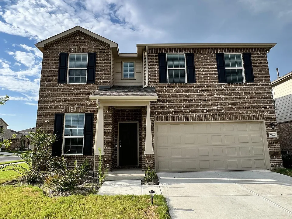 902 Feldspar Way