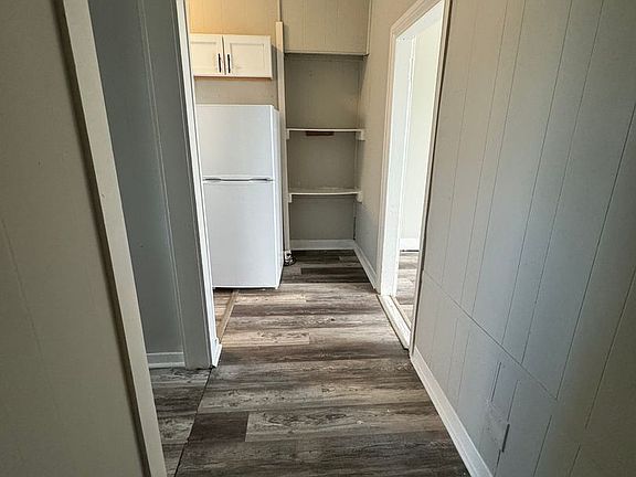 4th image of 111 Old Main St #1B-1BA
