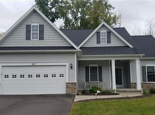 813 Francesca Way, Webster, NY 14580