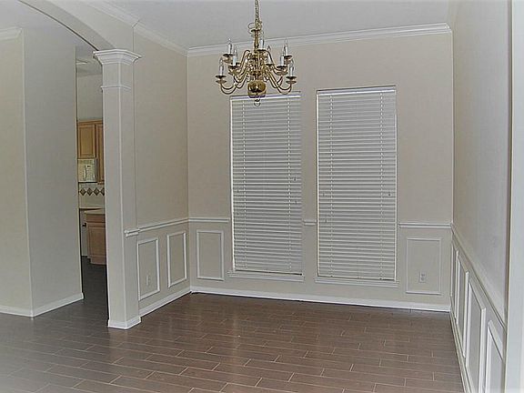 3rd image of 1638 Candleston Ln