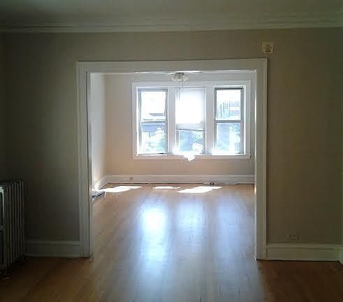 2nd image of 3442 W Foster Ave APT 3N