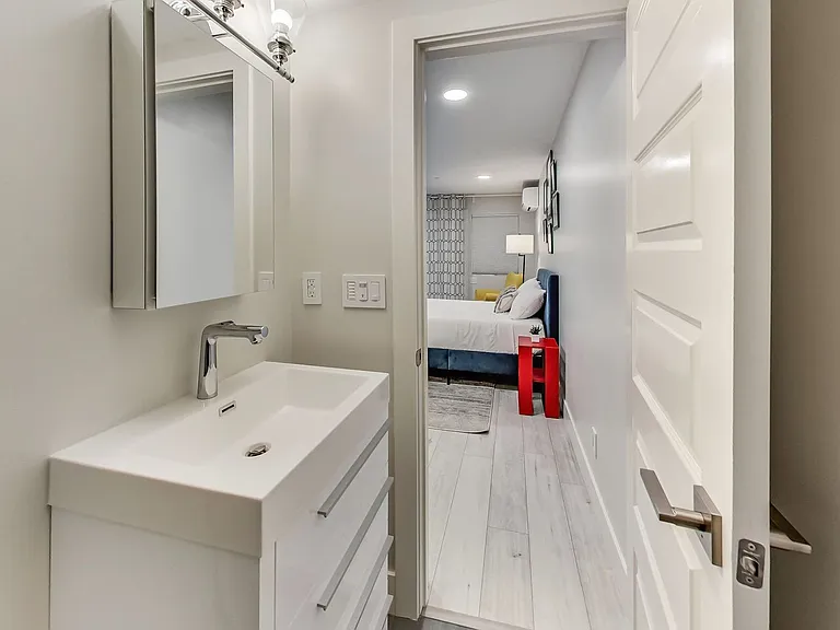 Modern 3BR/2BA | Renovated Unit with Patio — Photo 9