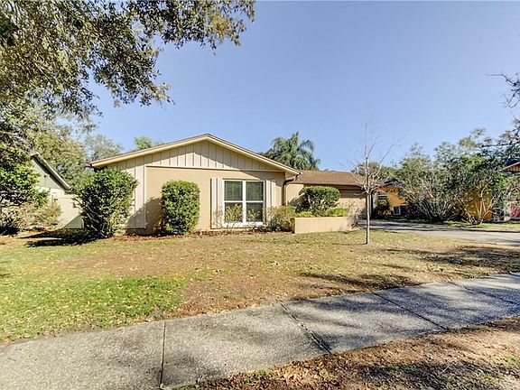 2nd image of 115 Country Villas Dr