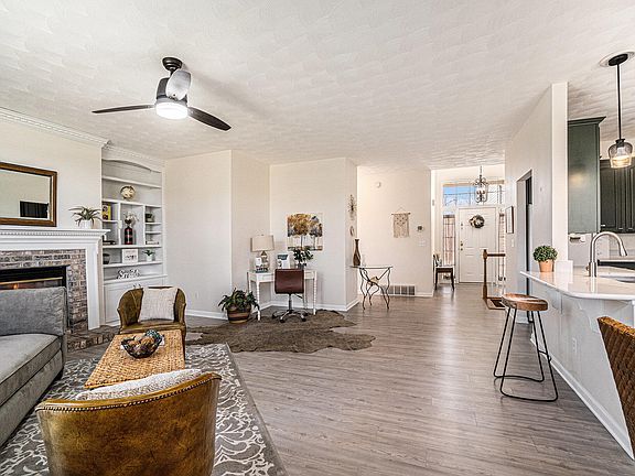 4th image of 120 Brighton Park