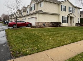 177 Durango Dr, Gilberts, IL 60136