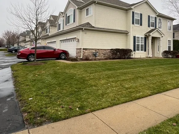 177 Durango Dr, Gilberts, IL 60136